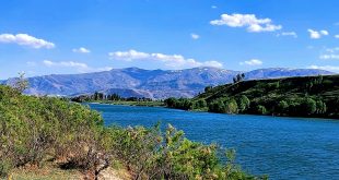 Muş Kurtik Dağları ve Murat Nehri Manzarası